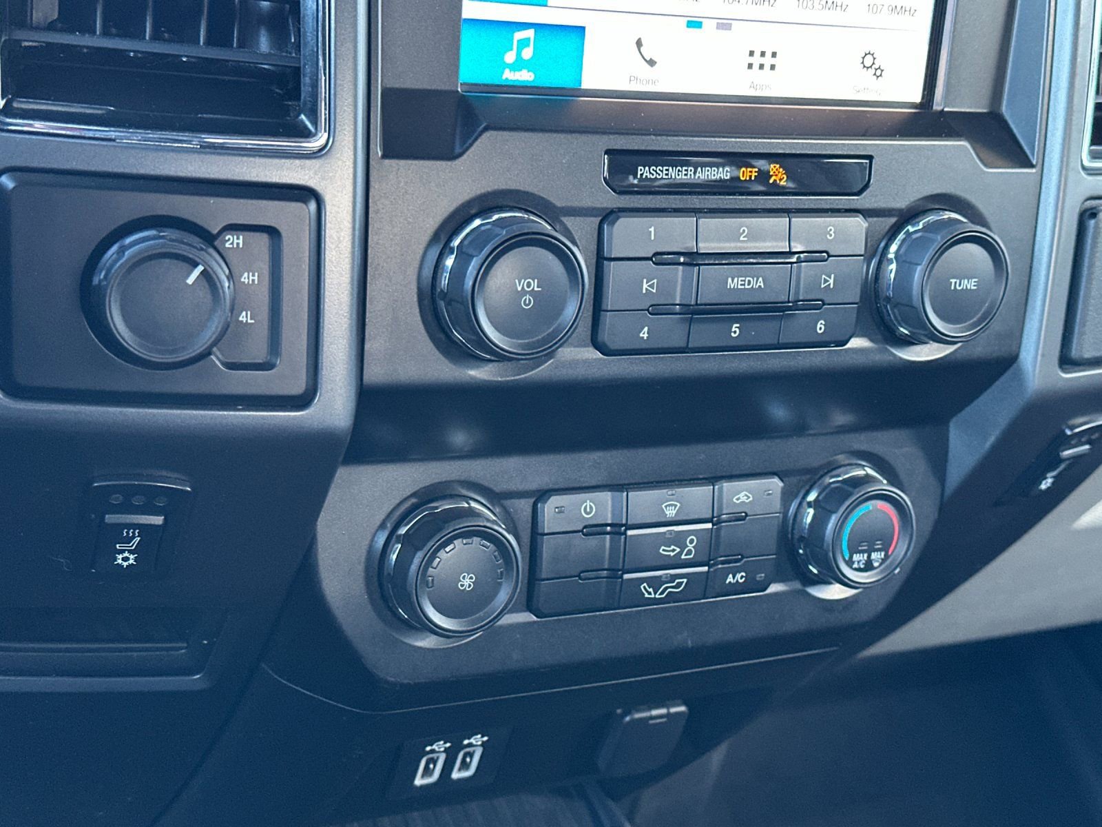 Used 2019 Ford F150 XLT image 18