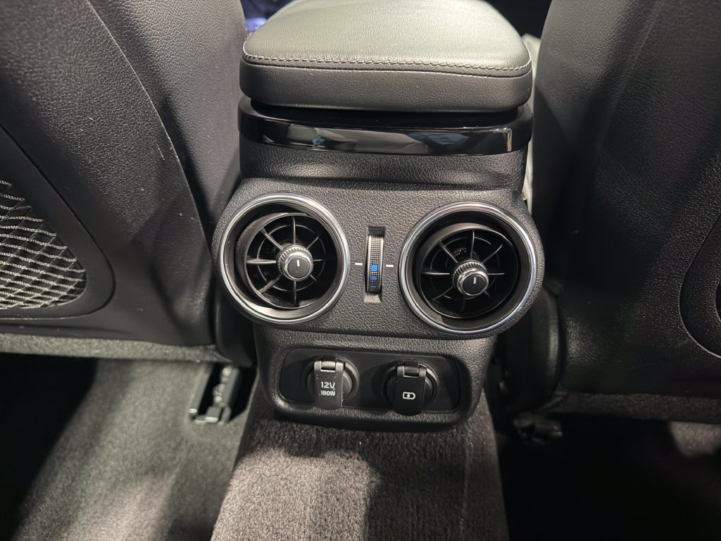 Used 2021 Kia Stinger GT-Line w/ Sun & Sound Package AWD/4WD image 23