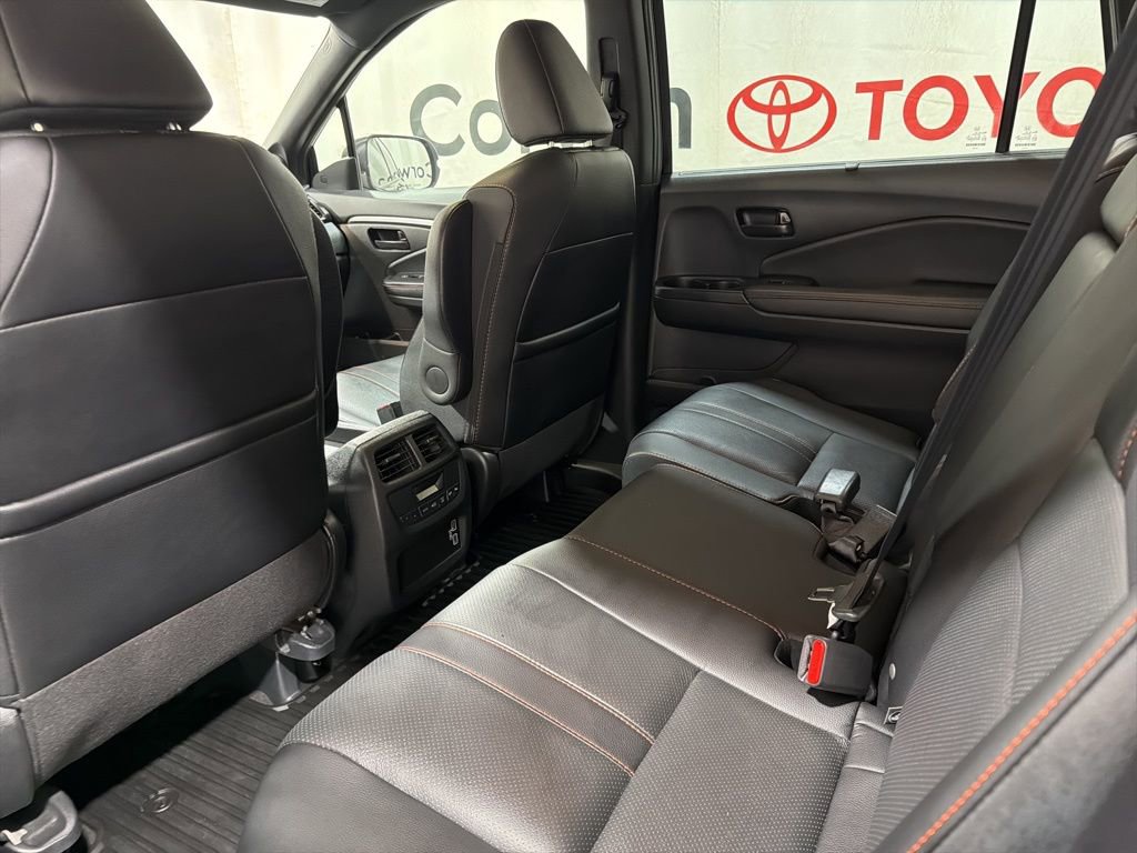 Used 2022 Honda Pilot TrailSport image 20