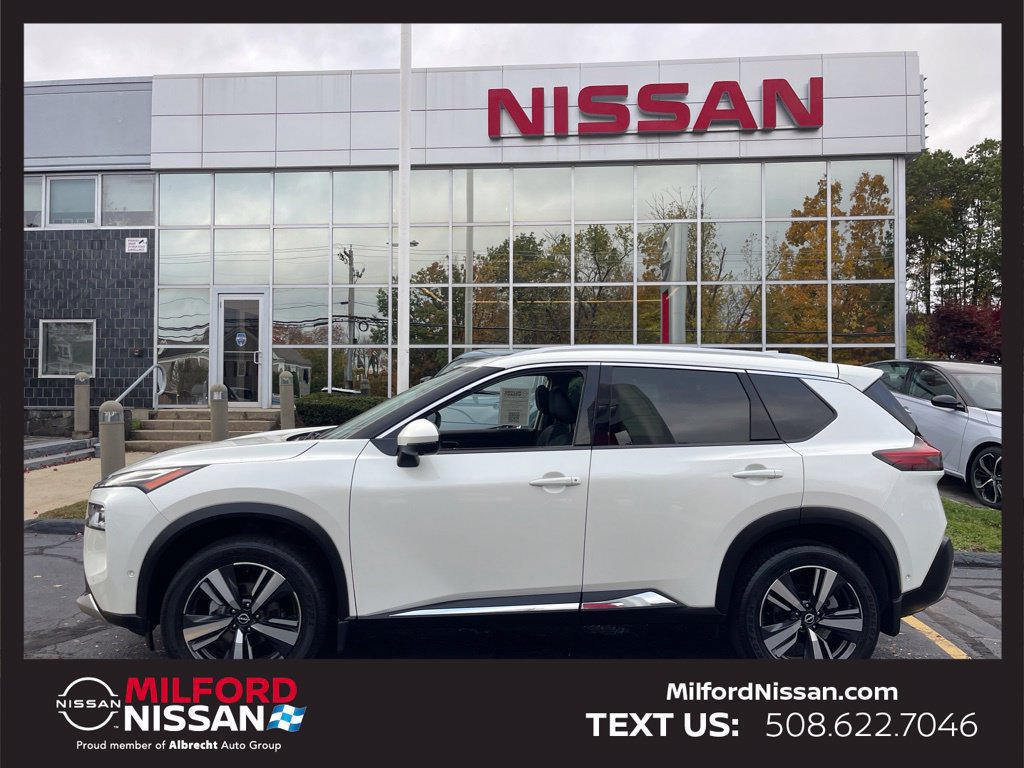 Certified 2023 Nissan Rogue Platinum w/ Platinum Premium Package AWD/4WD image 2
