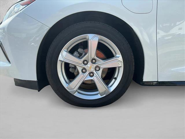 Used 2017 Chevrolet Volt LT w/ Comfort Package FWD image 9