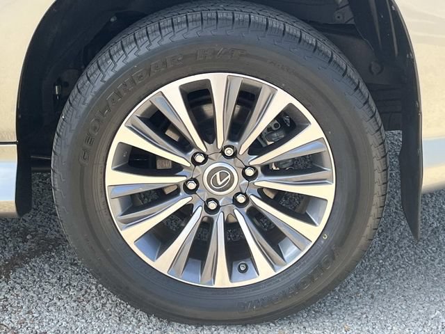 Used 2023 Lexus GX 460 Luxury w/ Accessory Package AWD/4WD image 13