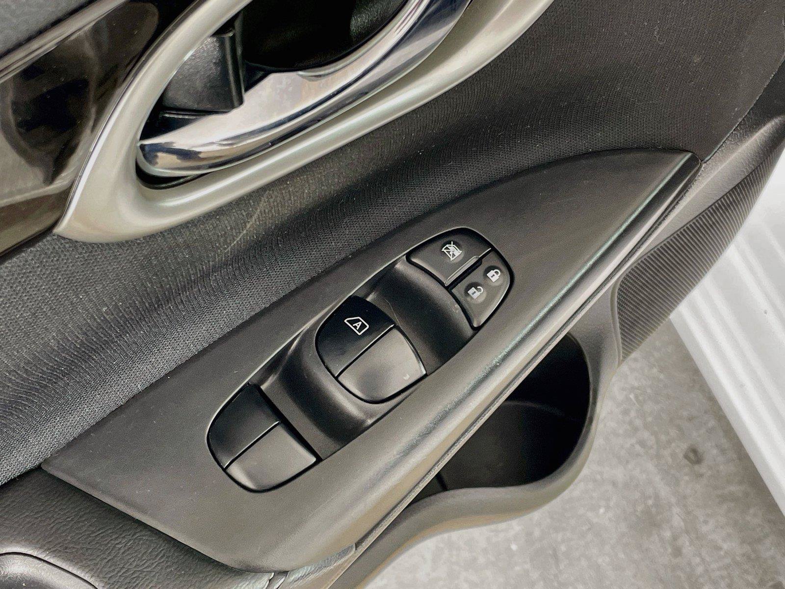 Used 2019 Nissan Sentra SV FWD image 19
