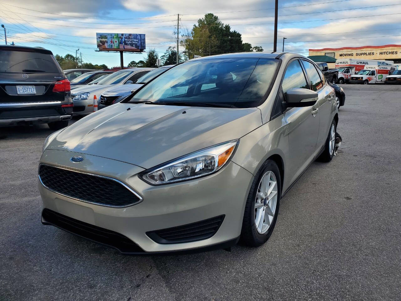 Used 2016 Ford Focus SE FWD image 3