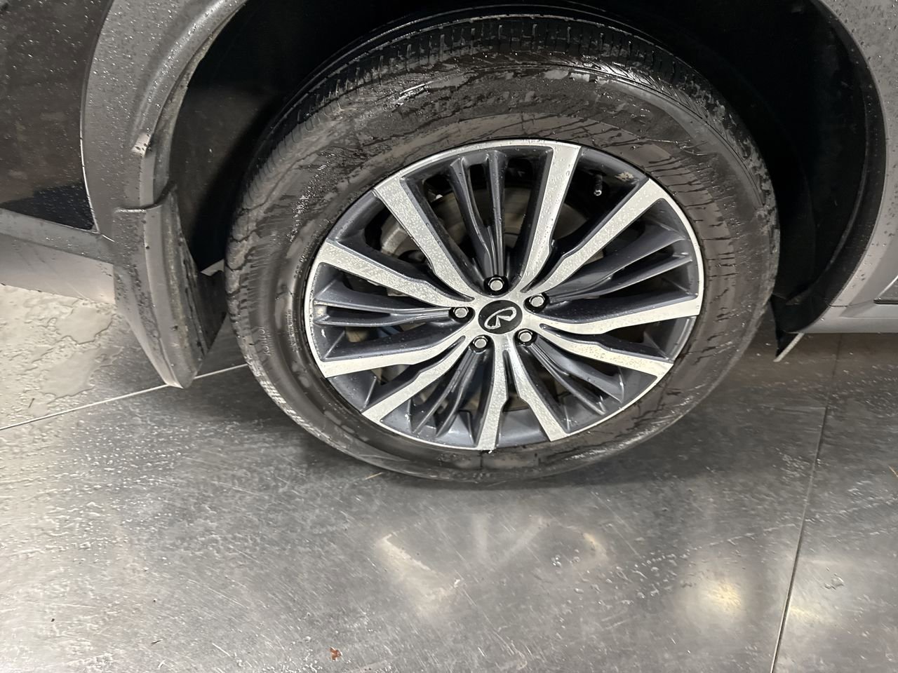 Certified 2024 INFINITI QX60 Sensory w/ Vision Package image 13