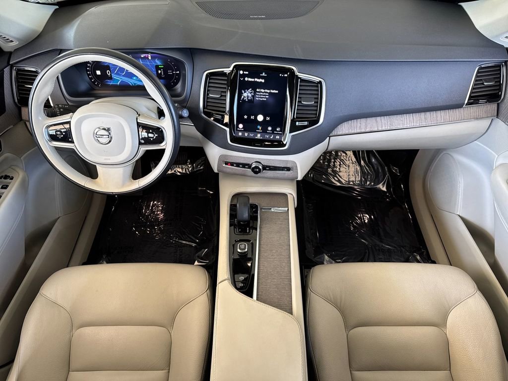 Certified 2023 Volvo XC90 T8 Plus w/ Protection Package Premier image 12