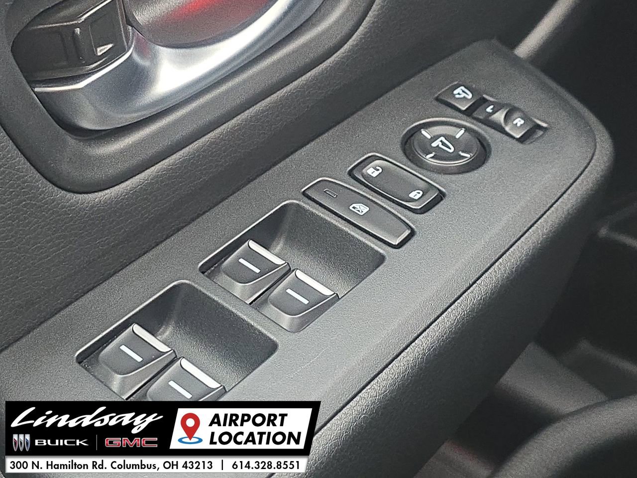 Used 2025 Honda Pilot Black Edition image 25