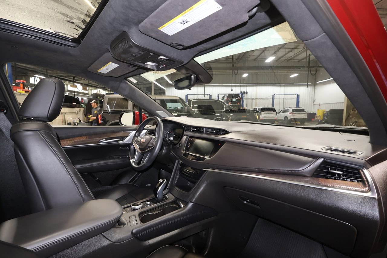 Certified 2024 Cadillac XT5 Premium Luxury w/ Platinum Package image 29