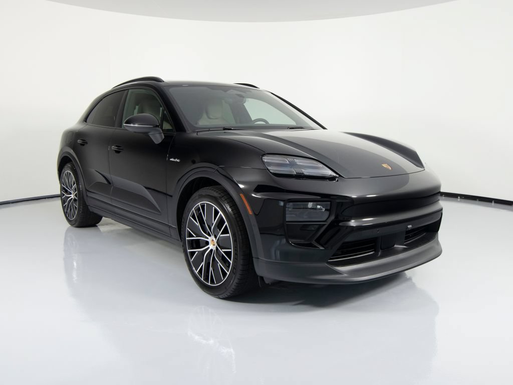 New 2026 Porsche Macan 4 Electric AWD/4WD image 12