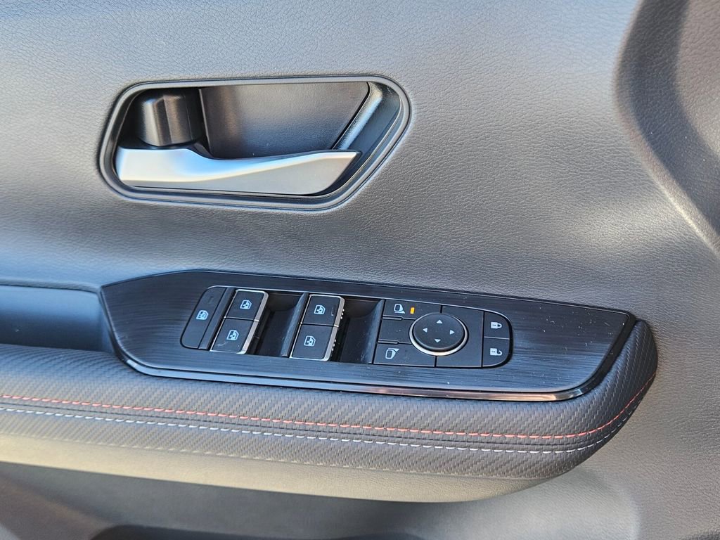 New 2026 Nissan Kicks SR w/ Cold Weather Package image 29