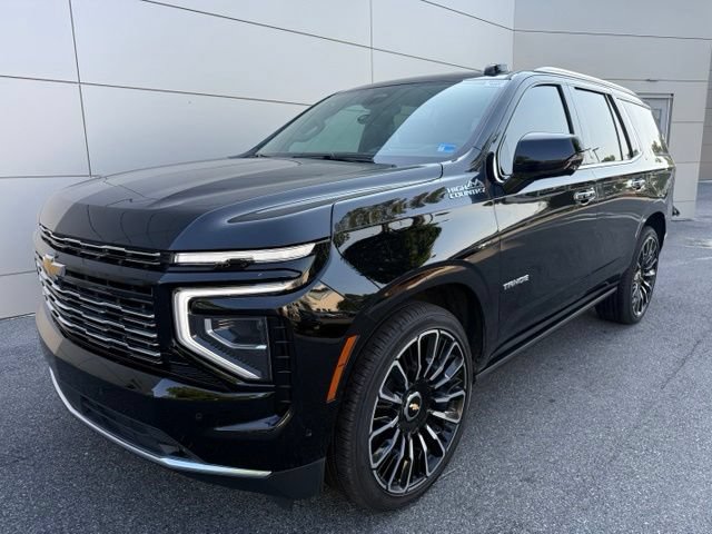 Used 2025 Chevrolet Tahoe High Country AWD/4WD image 1
