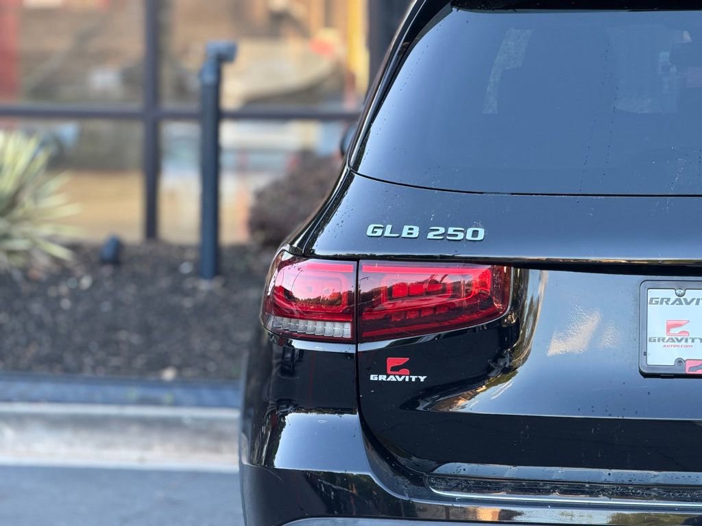 Used 2023 Mercedes-Benz GLB 250 4MATIC image 15