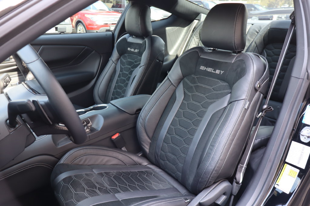Used 2024 Ford Mustang GT Premium w/ GT Performance Package RWD image 4