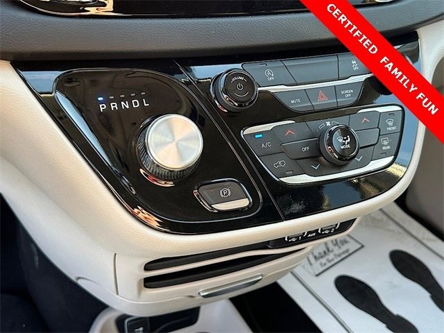 Used 2024 Chrysler Voyager LX image 22