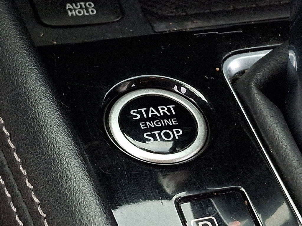Used 2023 Nissan Kicks SV w/ Interior Electronics Package FWD image 22