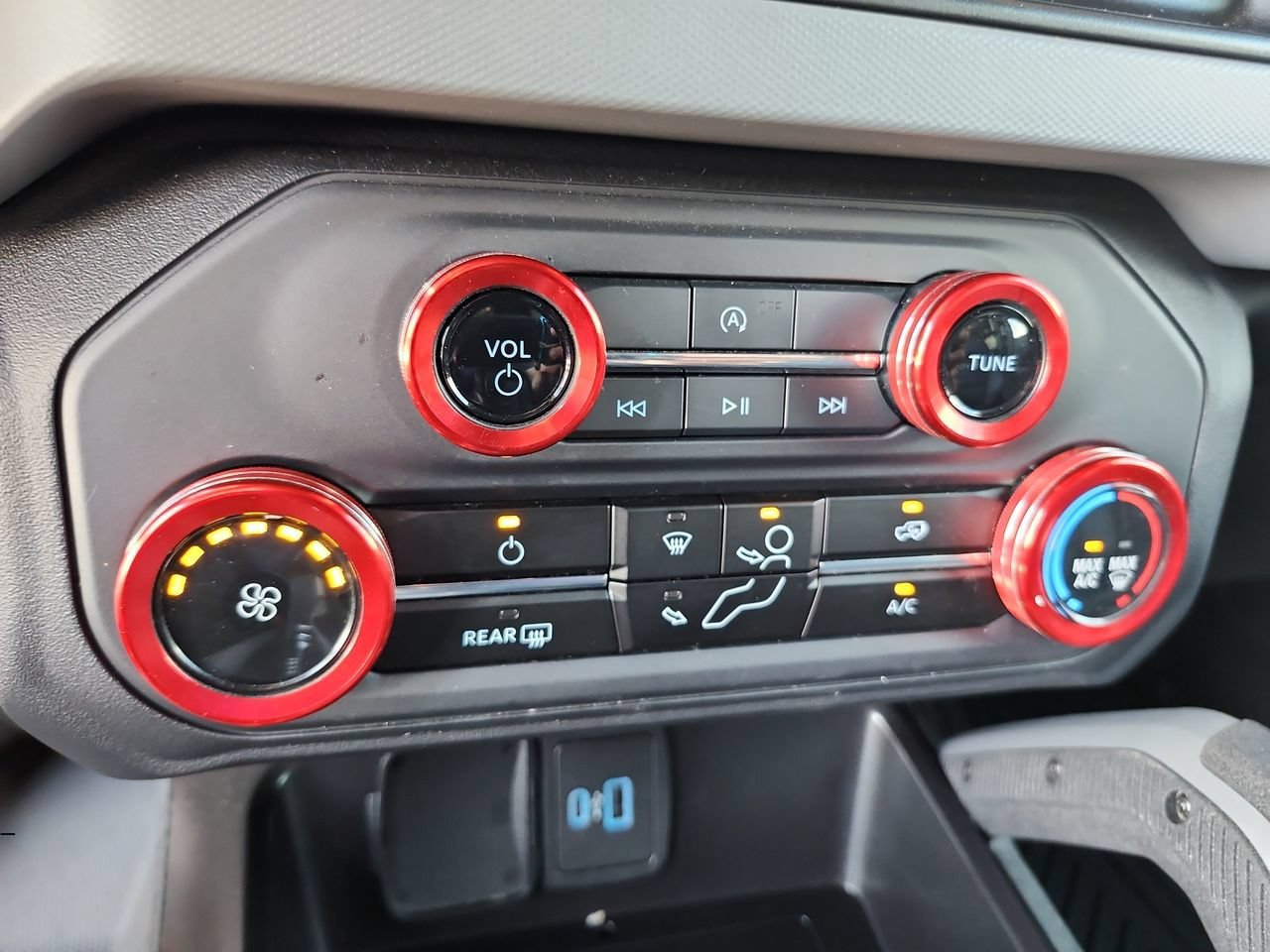 Used 2023 Ford Bronco Big Bend AWD/4WD image 23