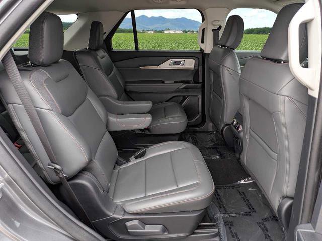 Certified 2025 Ford Explorer Active w/ Active Comfort Package image 23