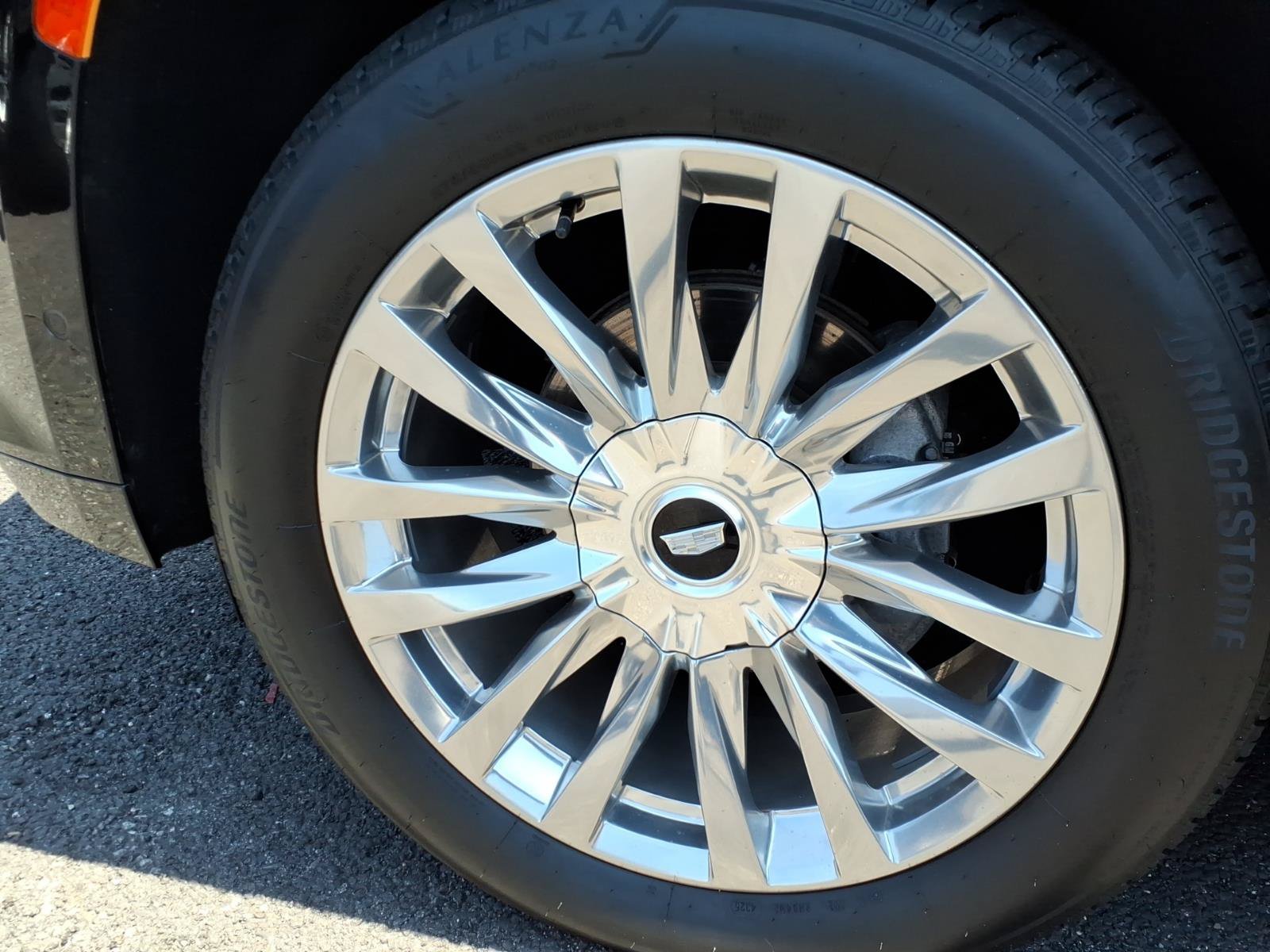 Used 2021 Cadillac Escalade Premium Luxury AWD/4WD image 9