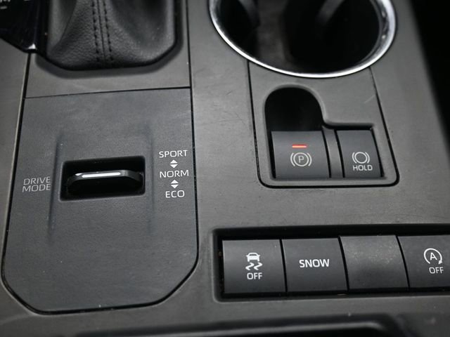 Used 2021 Toyota Highlander XLE image 35