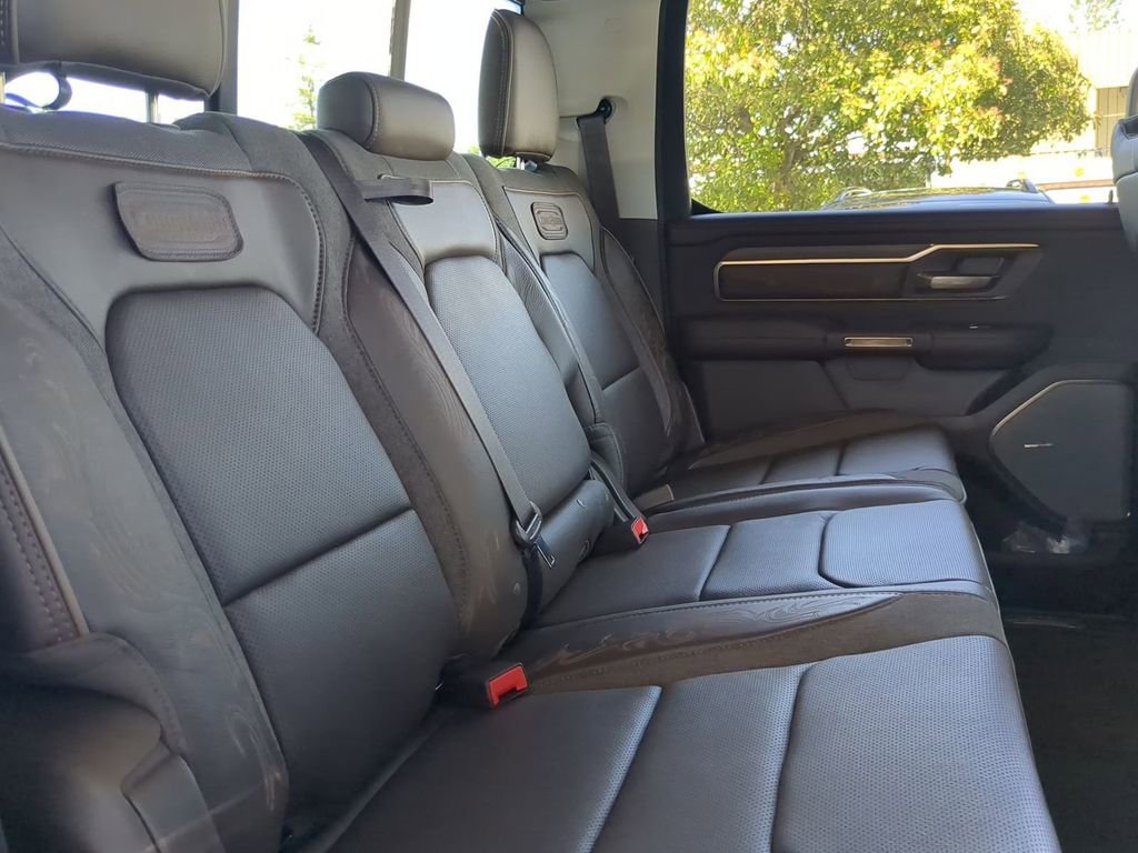 Used 2025 RAM 1500 Limited w/ Off Road Group image 7