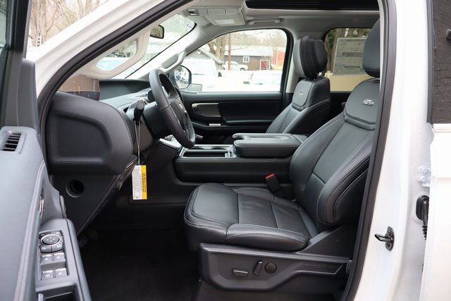 New 2026 Ford Expedition Platinum w/ Driver's Package image 22
