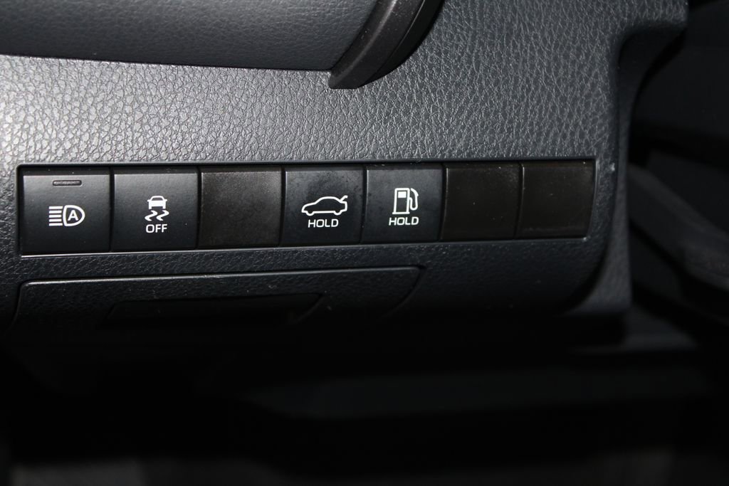 Used 2024 Toyota Camry SE AWD/4WD image 10