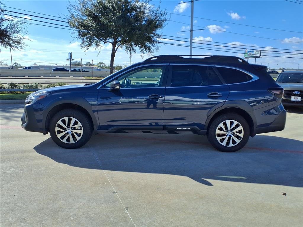 Certified 2025 Subaru Outback Premium image 8