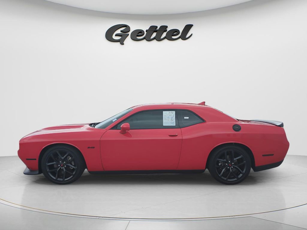 Used 2023 Dodge Challenger R/T w/ Blacktop Package RWD image 16