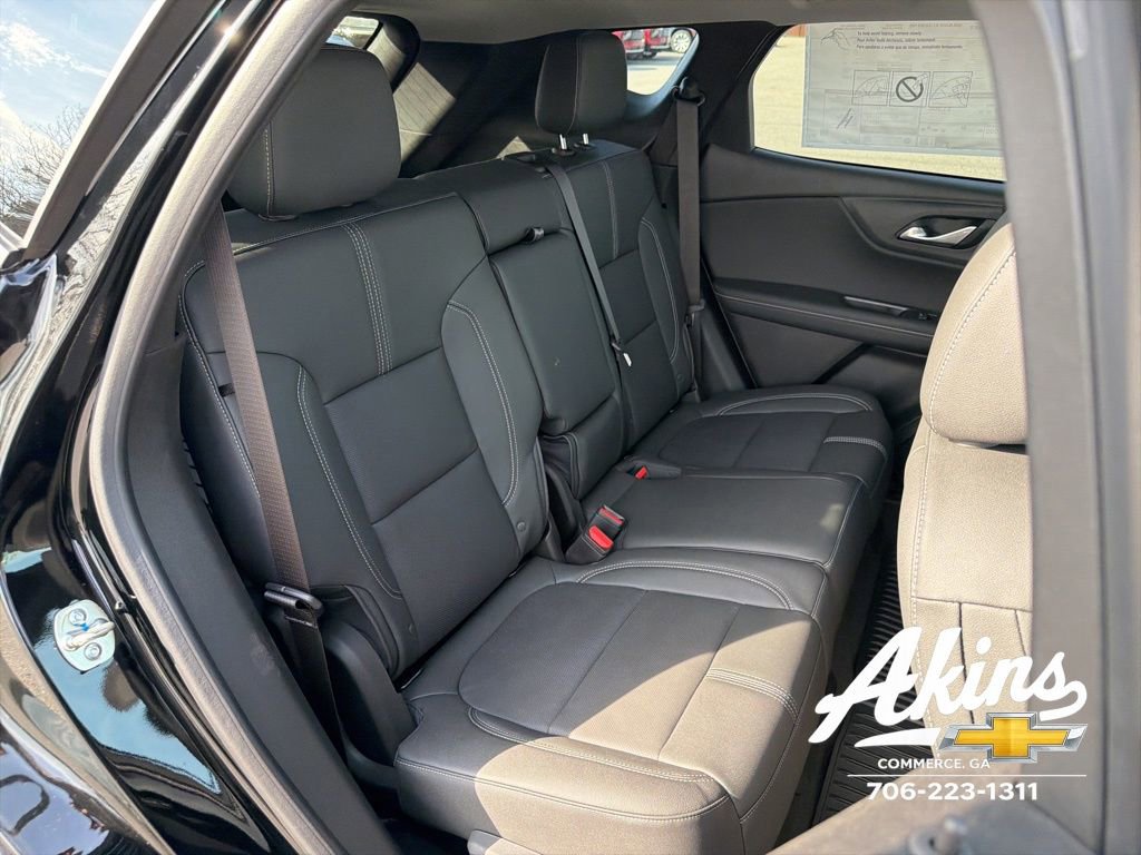New 2026 Chevrolet Blazer LT w/ LPO, Black Sport Package FWD image 19
