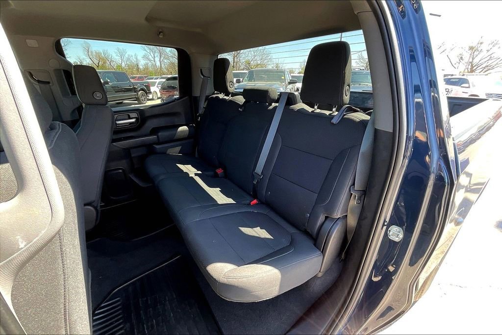 Used 2020 Chevrolet Silverado 1500 Custom w/ Custom Value Package image 27