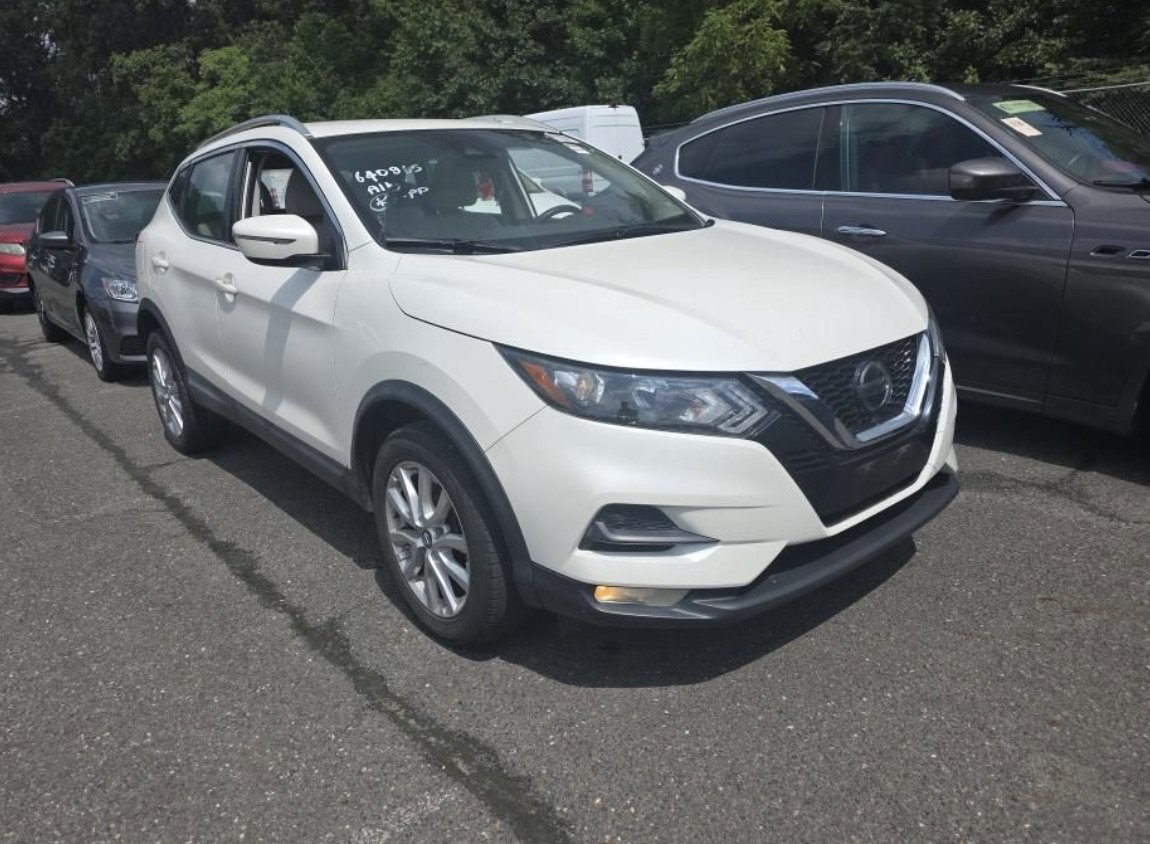 Used 2020 Nissan Rogue Sport SV w/ All-Weather Package AWD/4WD image 3