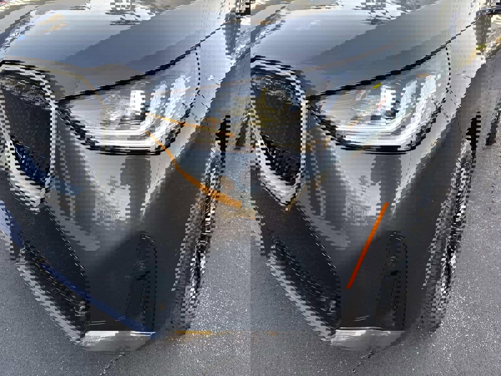 Certified 2025 BMW X3 xDrive30i w/ M Sport Package image 9