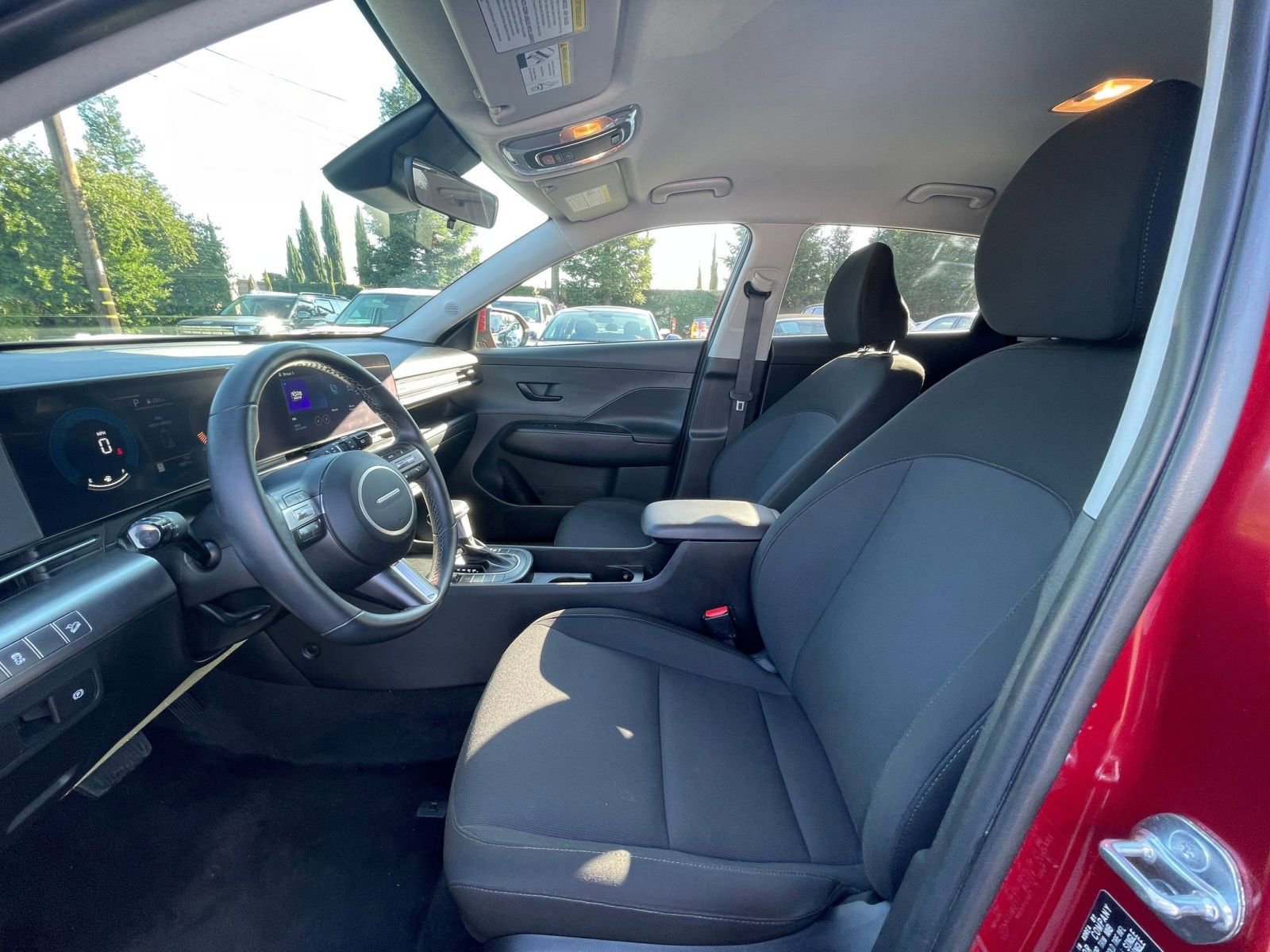 Used 2025 Hyundai Kona SEL image 22