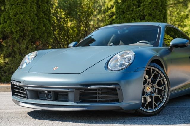 Used 2020 Porsche 911 Carrera 4S AWD/4WD image 2