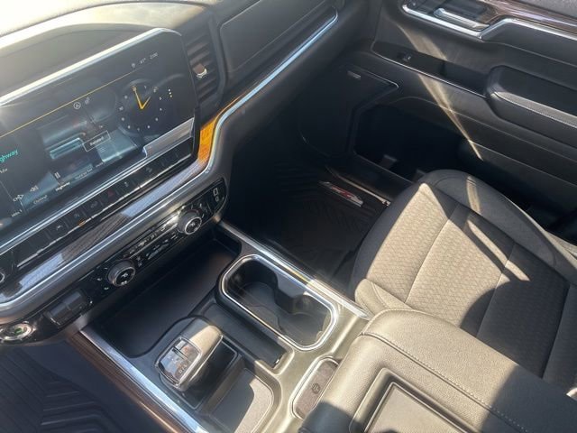 Used 2022 Chevrolet Silverado 1500 LT Trail Boss w/ Convenience Package II AWD/4WD image 12