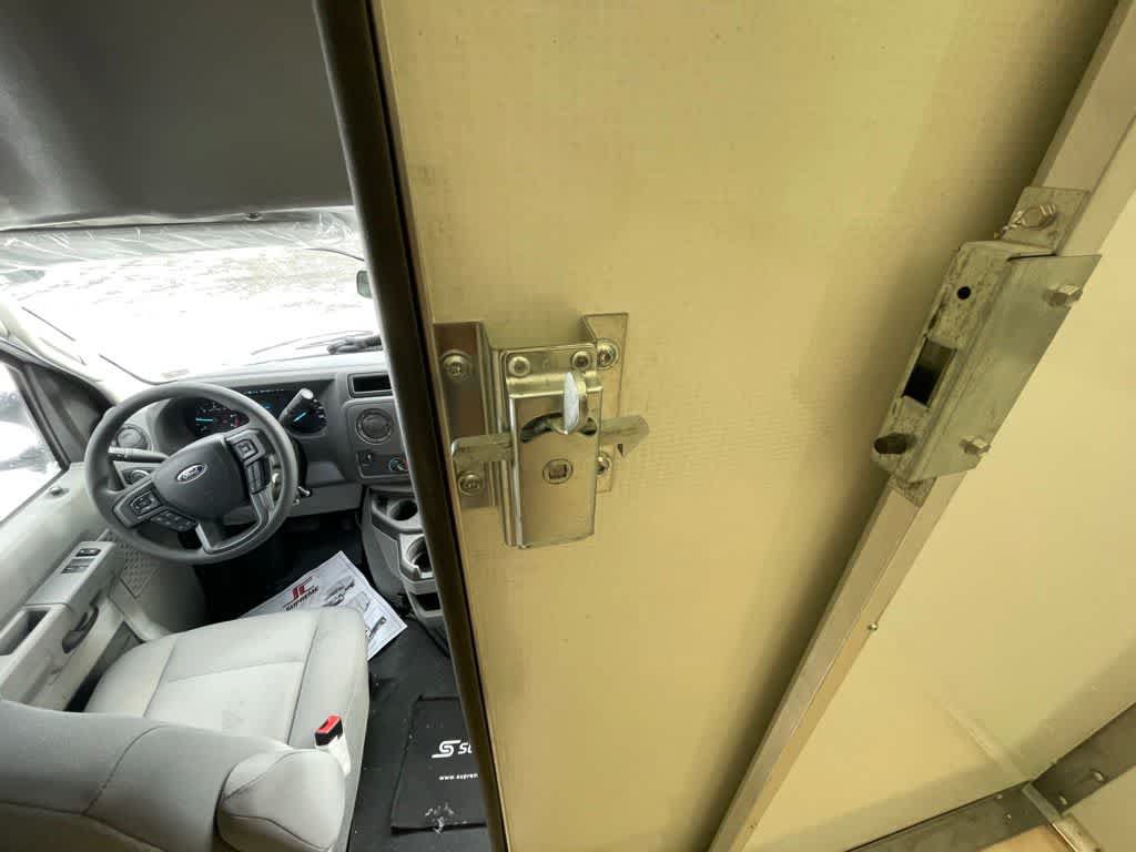 New 2024 Ford E-450 and Econoline 450 Super Duty w/ Power Windows & Locks Group RWD image 28