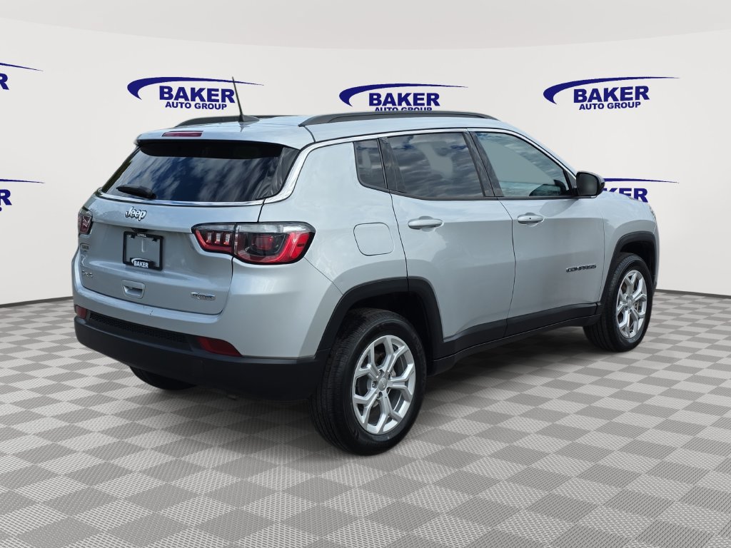 Used 2024 Chevrolet Blazer EV LT AWD/4WD image 5