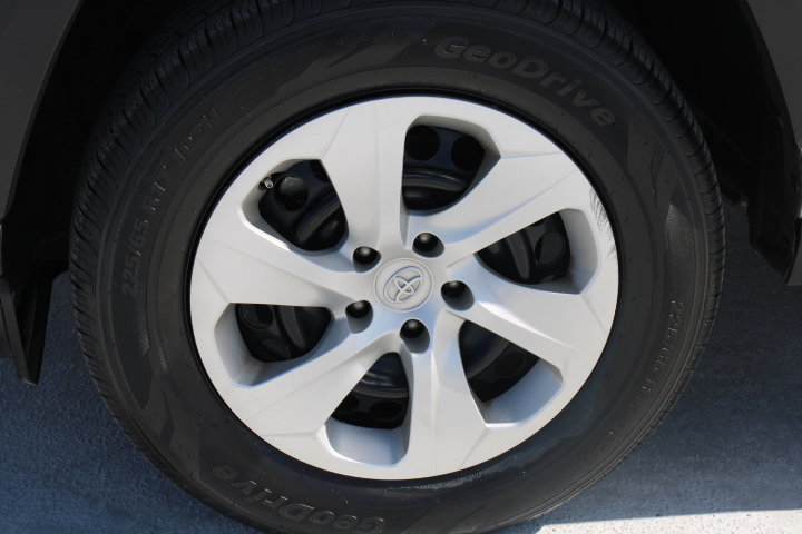 Certified 2024 Toyota RAV4 LE image 9