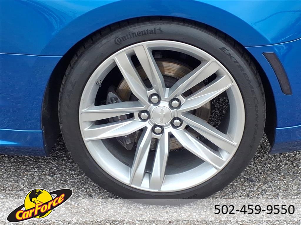 Used 2017 Chevrolet Camaro SS image 4