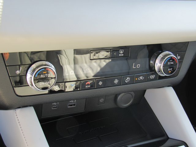 New 2025 Mitsubishi Outlander SEL image 21