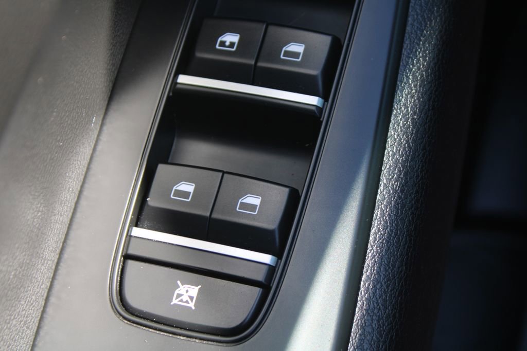 Certified 2023 Kia Forte LXS image 19