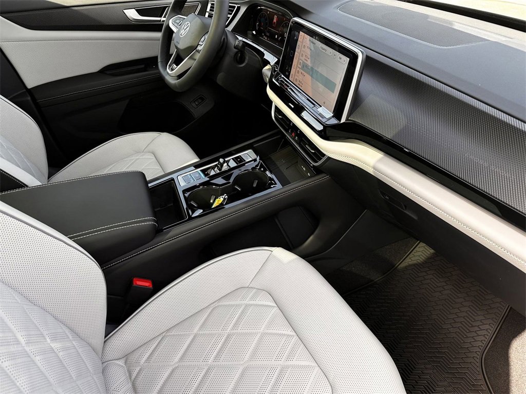New 2025 Volkswagen Atlas Cross Sport SEL Premium R-Line image 41
