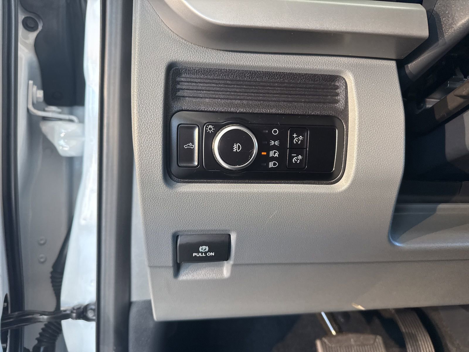 Used 2025 Ford F250 XLT image 21