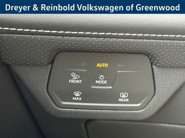 New 2026 Volkswagen Atlas Cross Sport SEL R-Line image 16