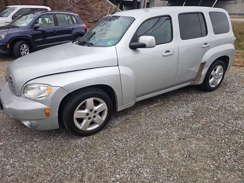 Used 2011 Chevrolet HHR LT image 13