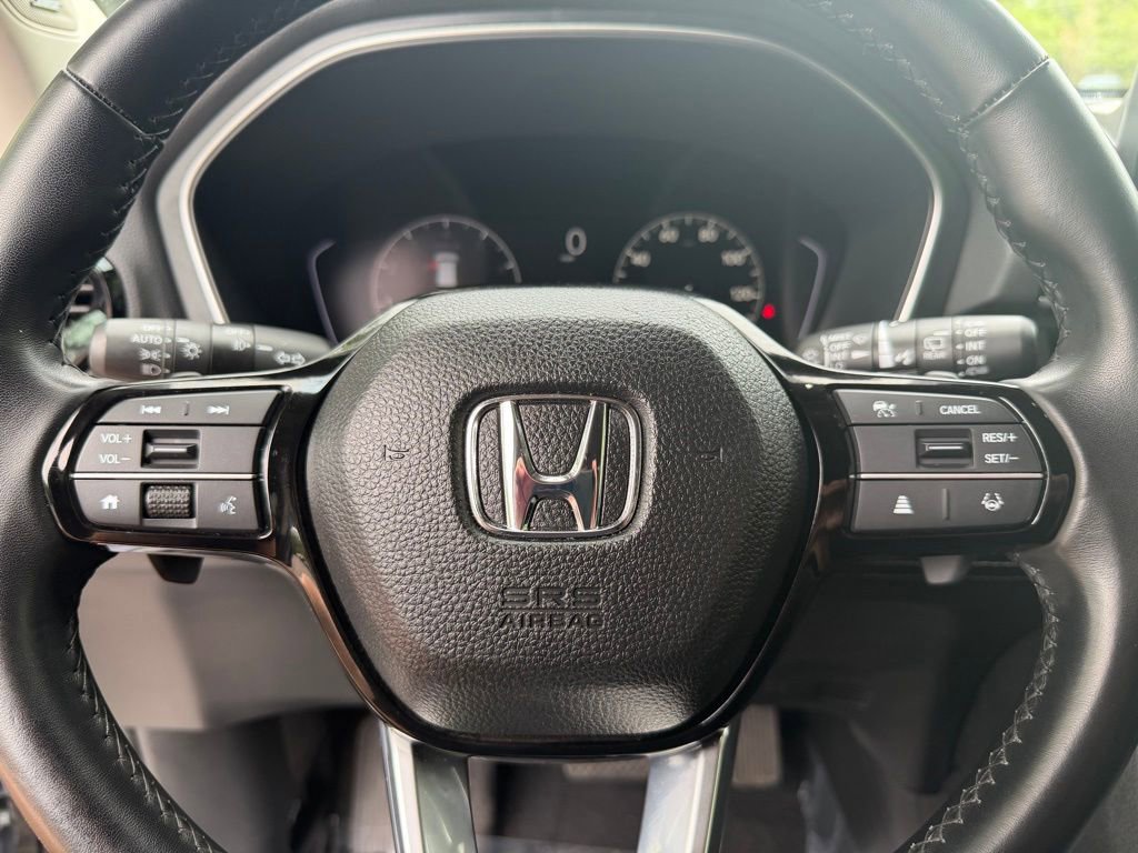 Certified 2025 Honda Pilot Touring image 22