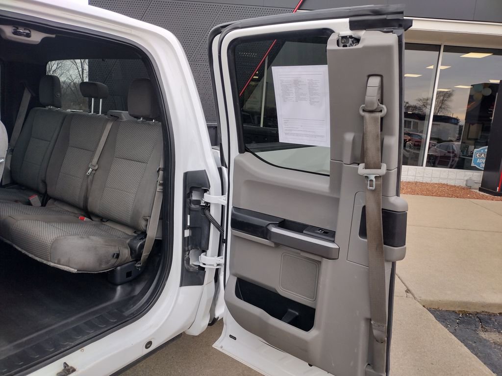Used 2019 Ford F150 XLT w/ Trailer Tow Package image 8