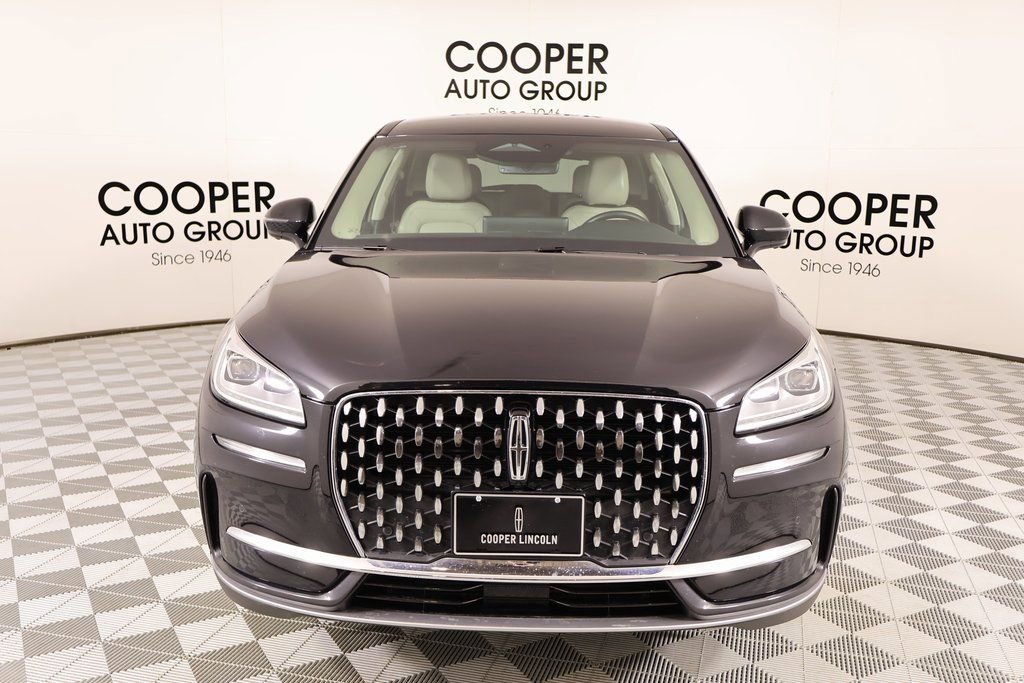 Certified 2025 Lincoln Corsair Reserve image 10