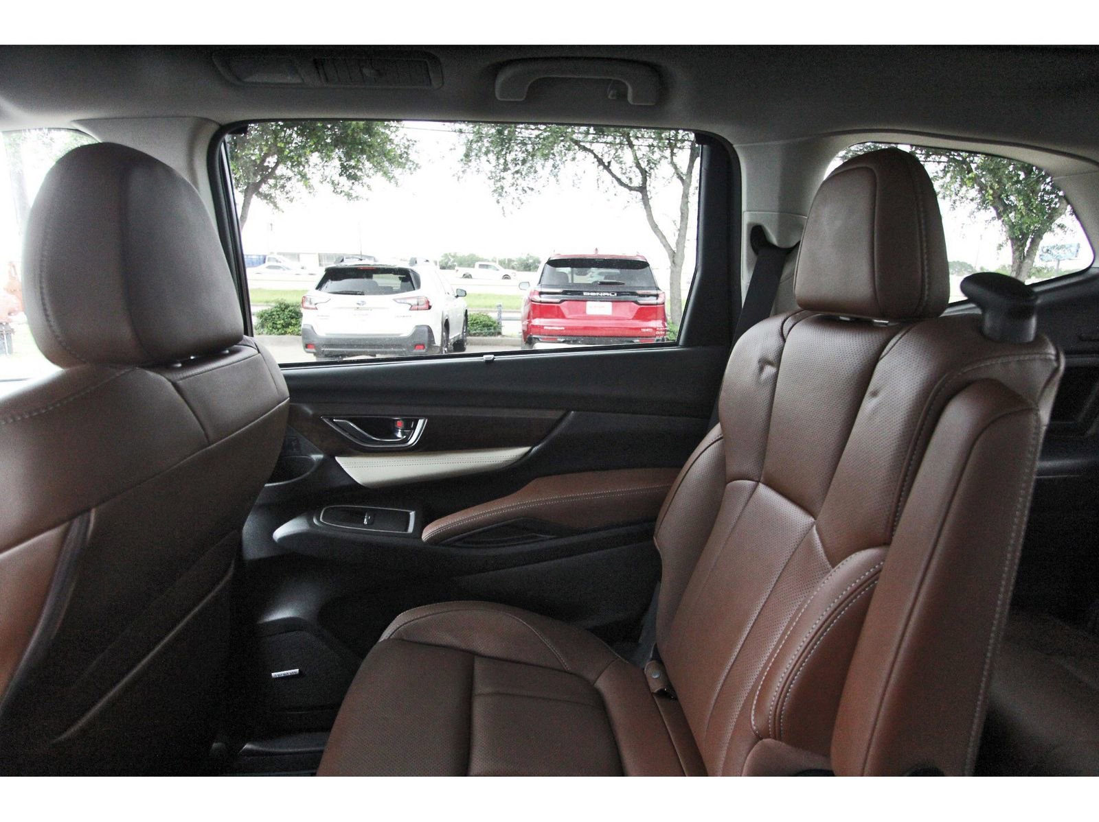 Used 2019 Subaru Ascent Touring AWD/4WD image 11