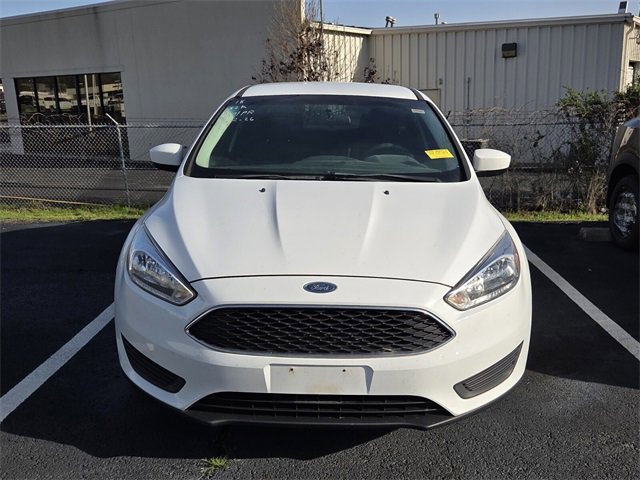 Used 2018 Ford Focus SE image 2